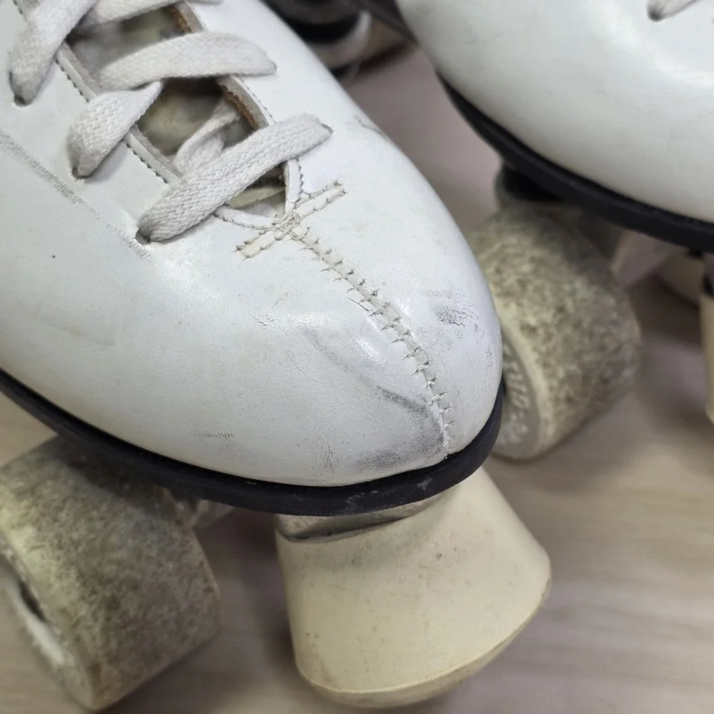 Riedell 120 Sure Grip Super X Roller Rink‎ Skates White Size 6 B